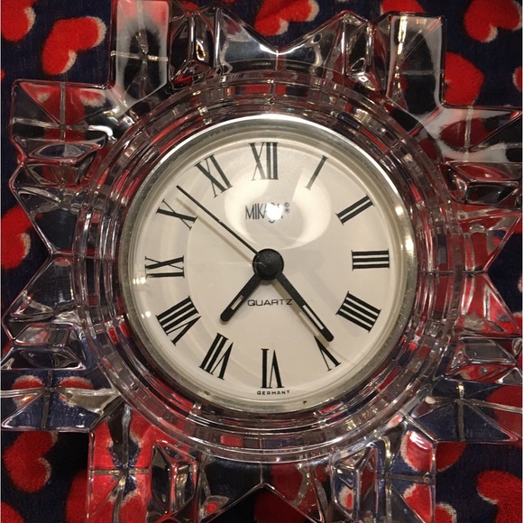 MIKASA Standing Crystal Clock. - Picture 10 of 10